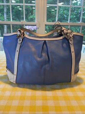 Vintage Coach Blue and Cream Leather Shoulder Alexandria Tote